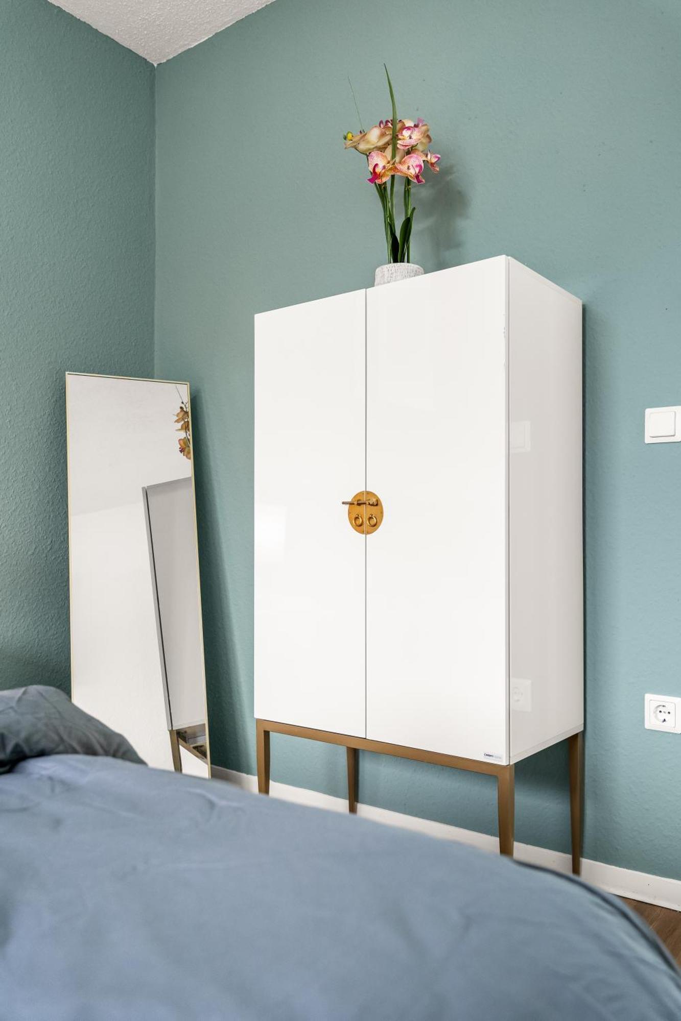 Smart - Near Essen, Oberhausen, Bottrop - Perfect For 6 Guests! Balcony - Netflix - Smart Tv Apartment Essen